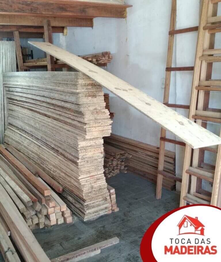 madeira estocada