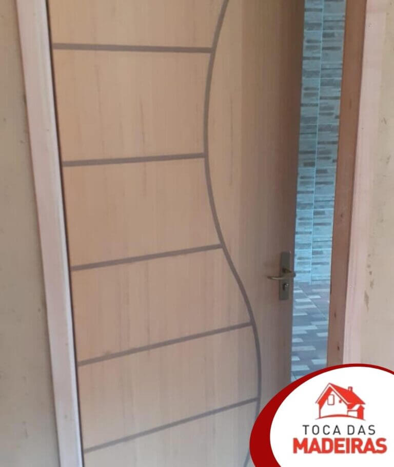 PORTAS E ACESSÓRIOS 01