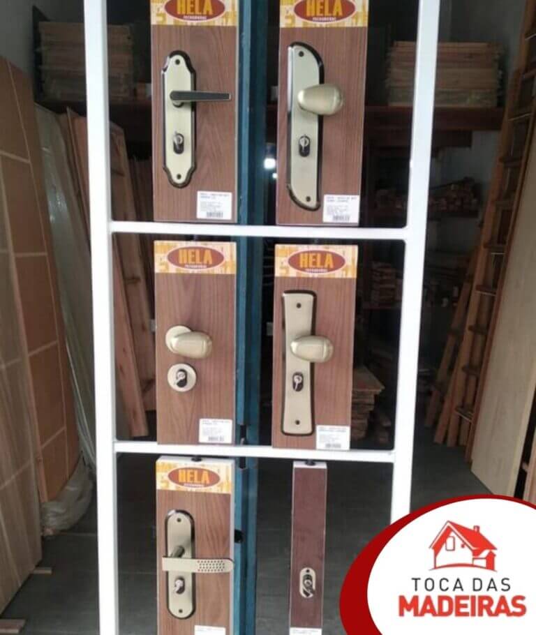 PORTAS E ACESSÓRIOS 03